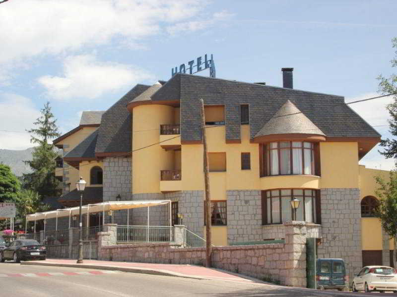 Hotel Rural Las Gacelas Becerril de la Sierra Exterior photo